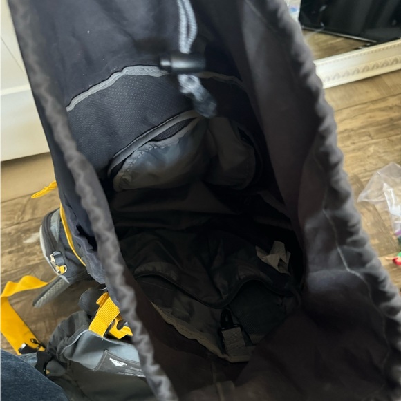 High sierra Appalachian 75 hiking backpack - Picture 5 of 6